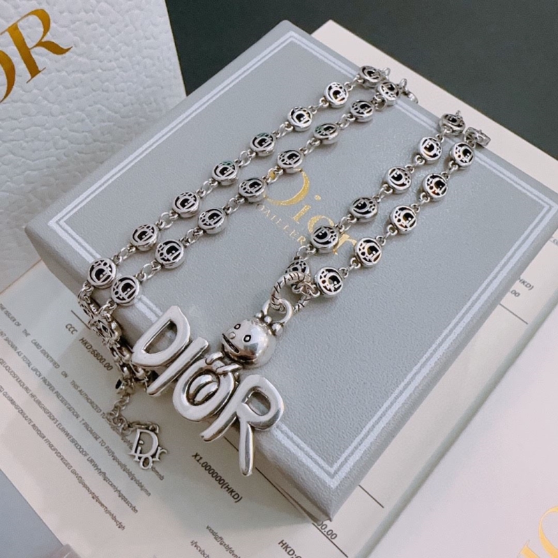 chr1st1an D10r necklaces